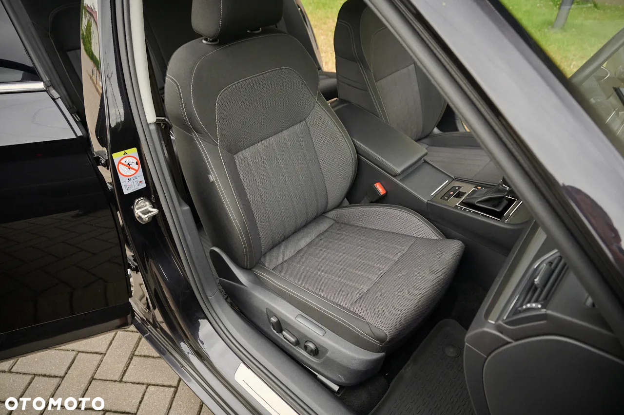 Skoda Superb 2.0 TDI SCR Style DSG - 20