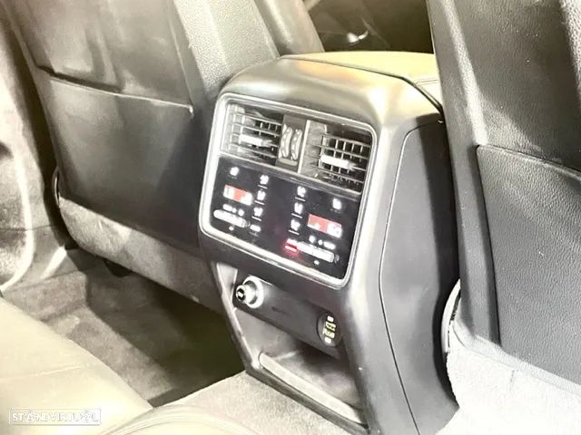 Porsche Cayenne Platinum Edition - 51