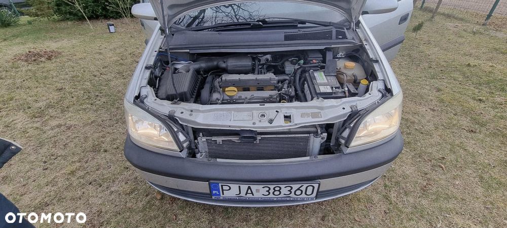 Opel Zafira 1.6 16V Comfort - 7