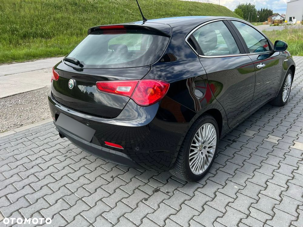 Alfa Romeo Giulietta 1.4 TB Distinctive LPG - 9