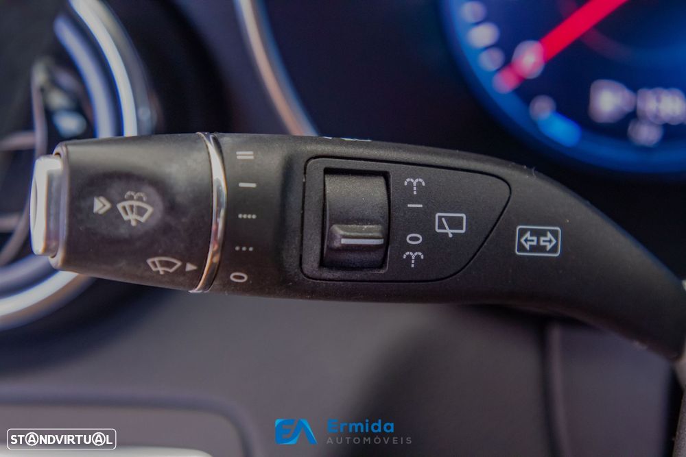 Mercedes-Benz C 220 d AMG Line - 48