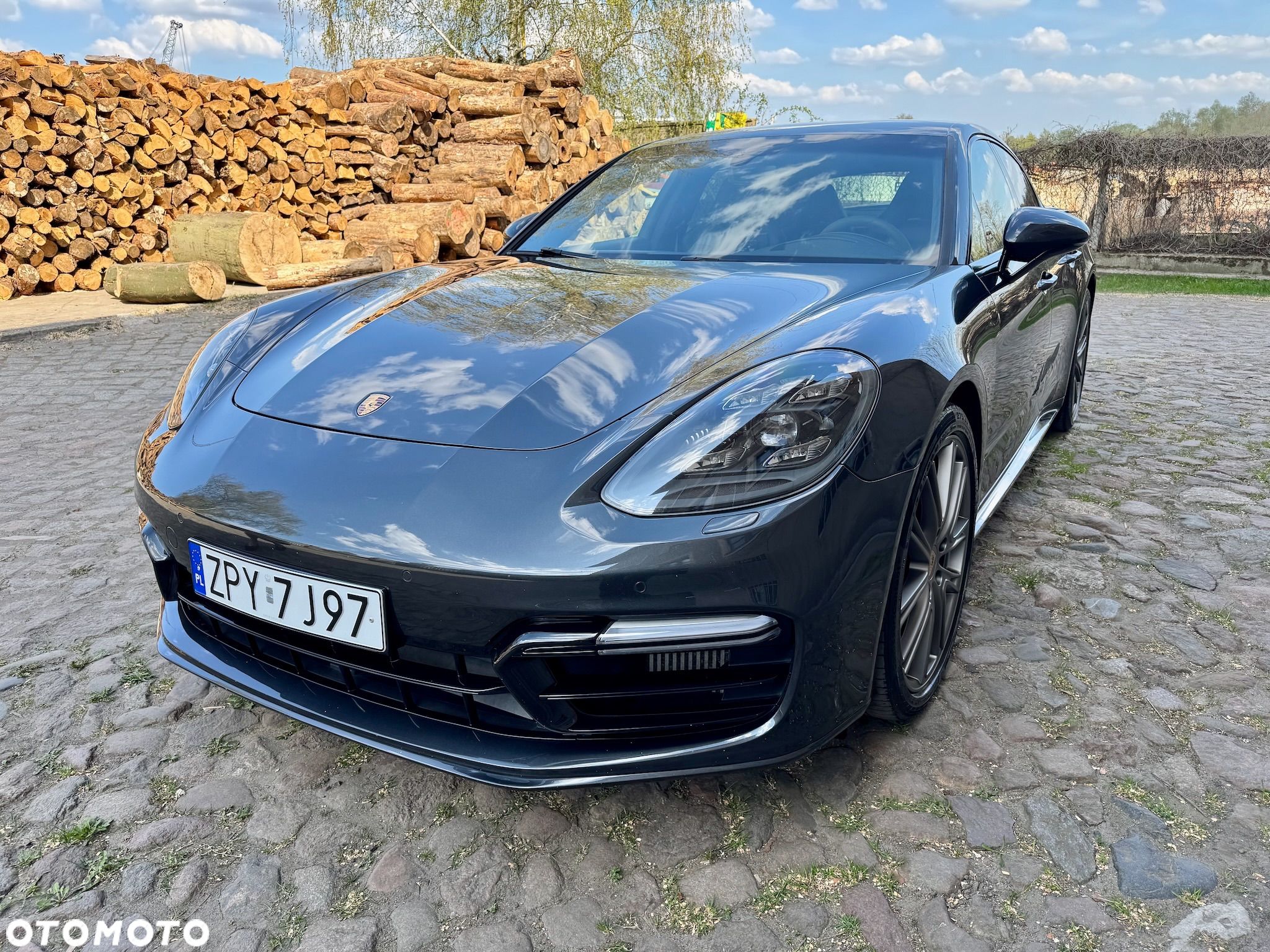 Porsche Panamera GTS - 1