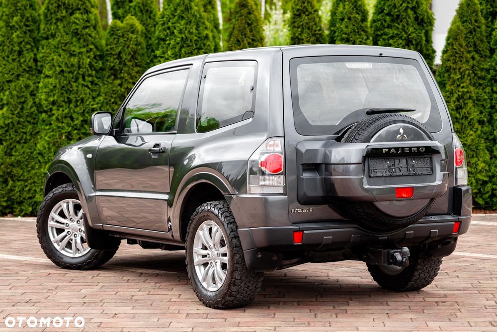 Mitsubishi Pajero 3.2 DI-D Automatik Final Edition - 14