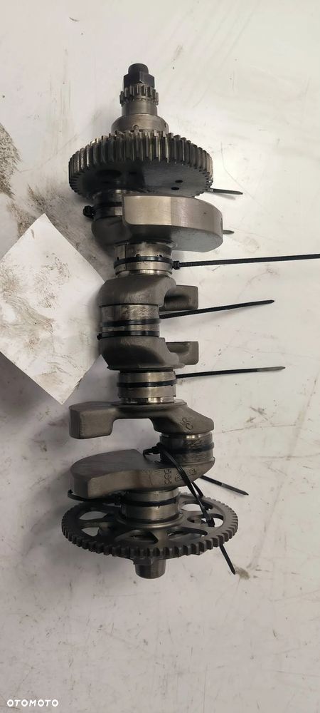 Wał korbowy panewki Triumph Speed Triple 1200RS 2021 180 km - 2