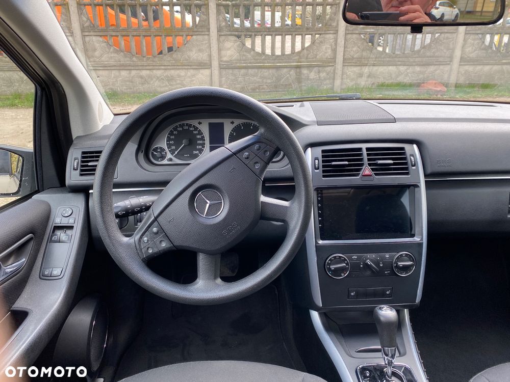 Mercedes-Benz Klasa B - 34