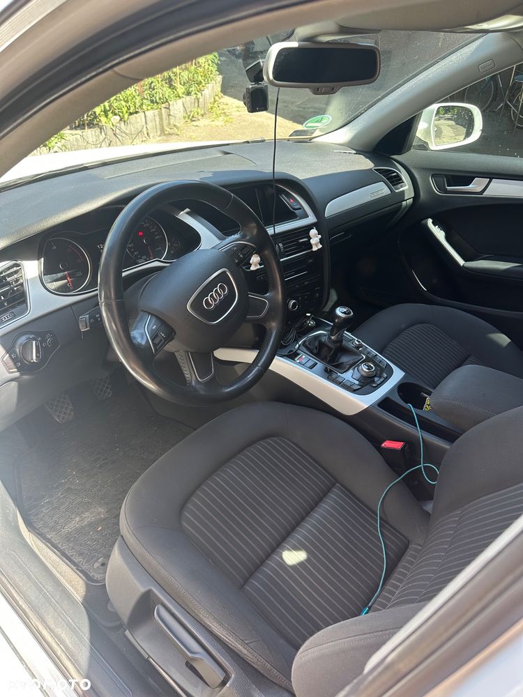 Audi A4 Avant 2.0 TDI Quattro - 11