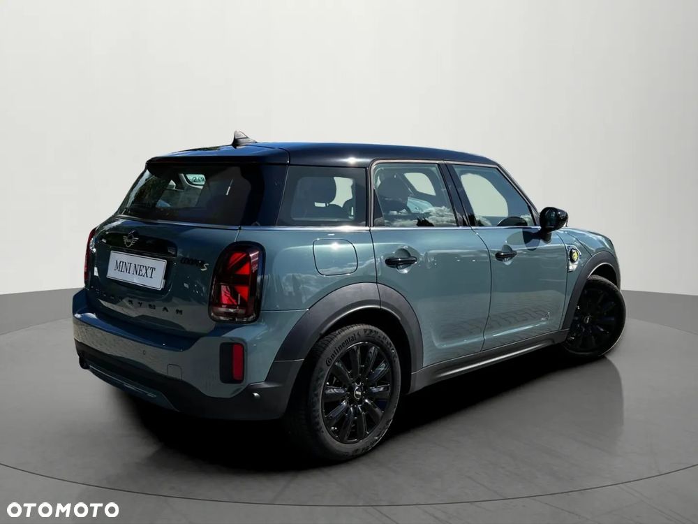 MINI Countryman Cooper SE ALL4 - 5