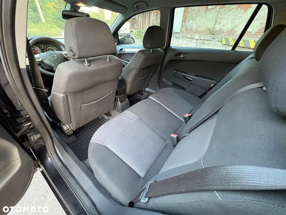 Opel Astra 1.7 CDTI - 15