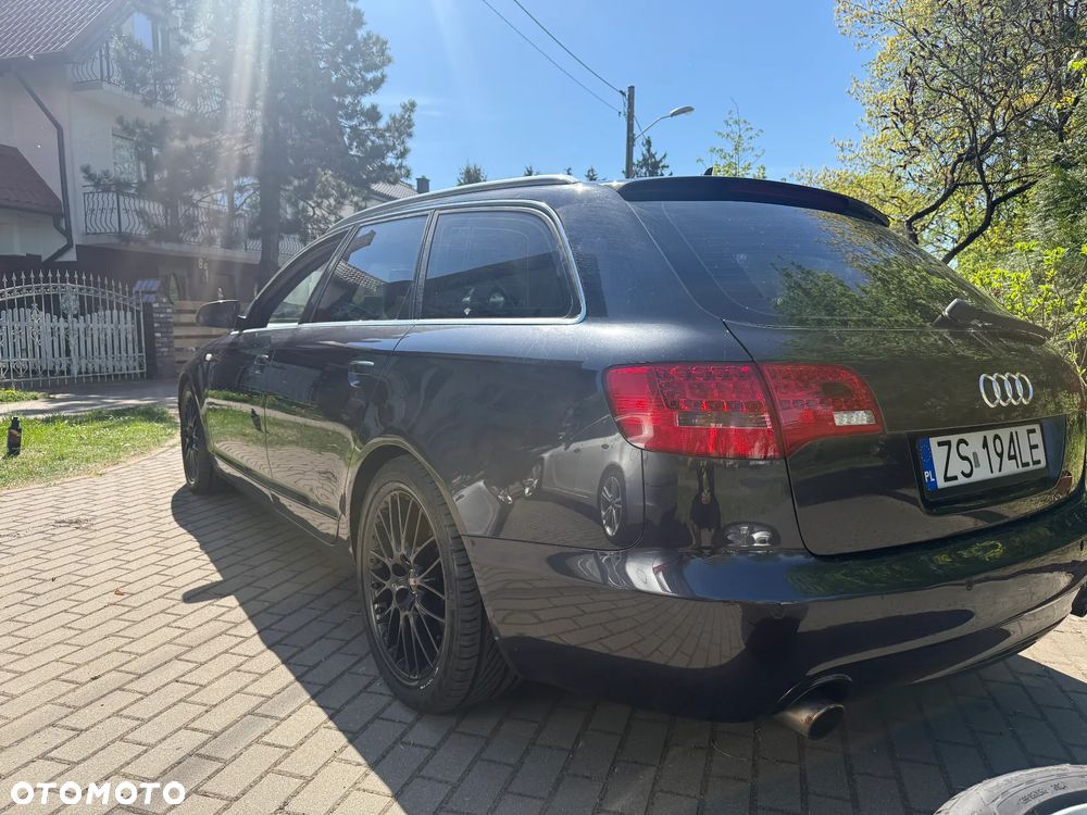 Audi A6 Avant 4.2 quattro tiptronic - 15