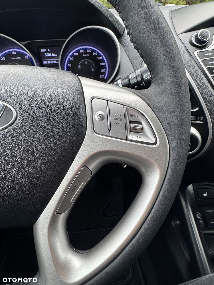 Hyundai ix35 1.7 CRDi Premium 2WD - 18