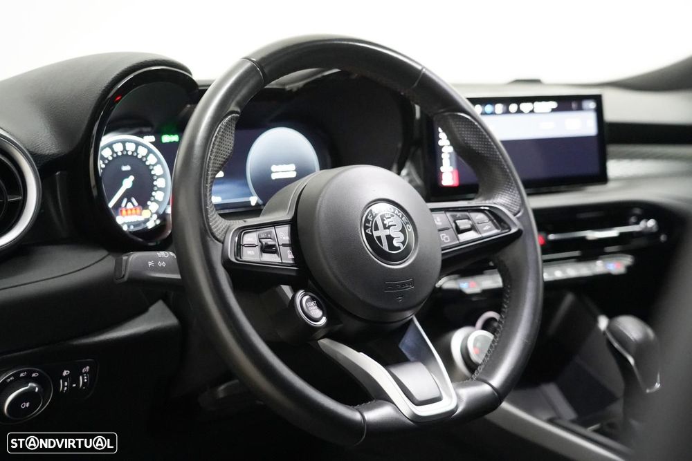 Alfa Romeo Tonale 1.3 Plug-In Hybrid TI e-AWD - 9