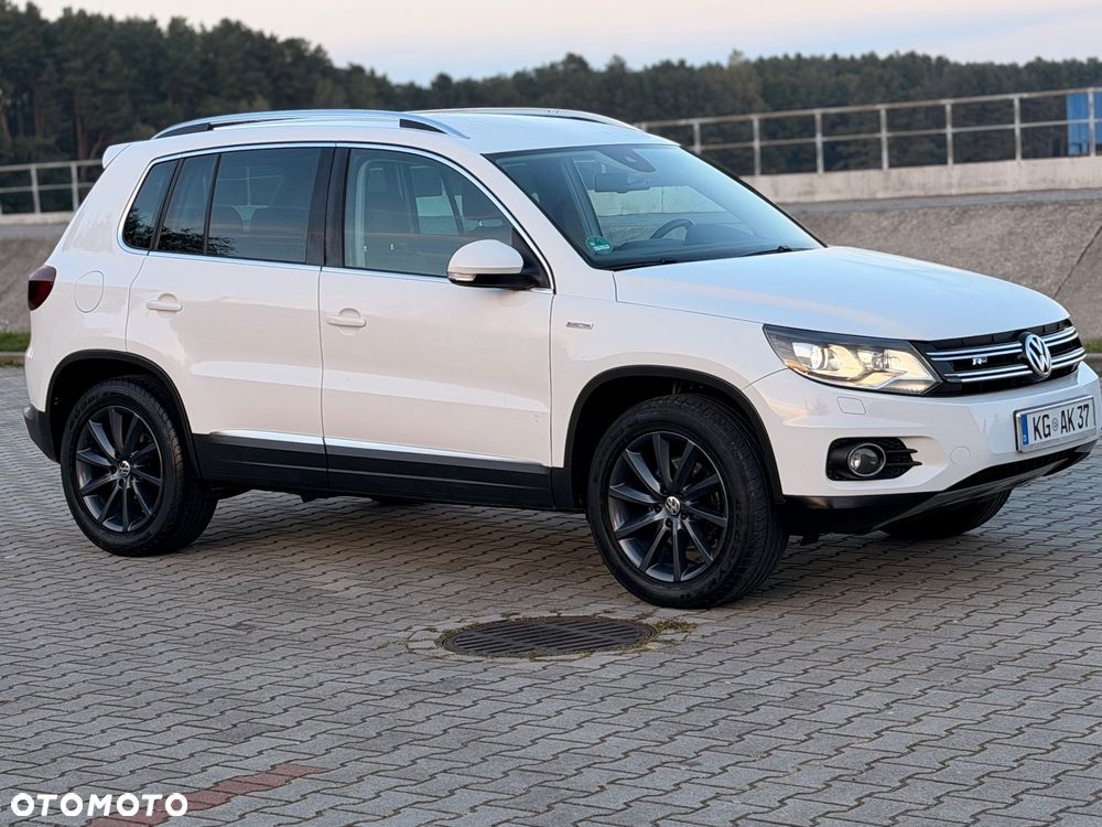 Volkswagen Tiguan 2.0 TDI 4Mot Perfectline R-Style DSG - 24