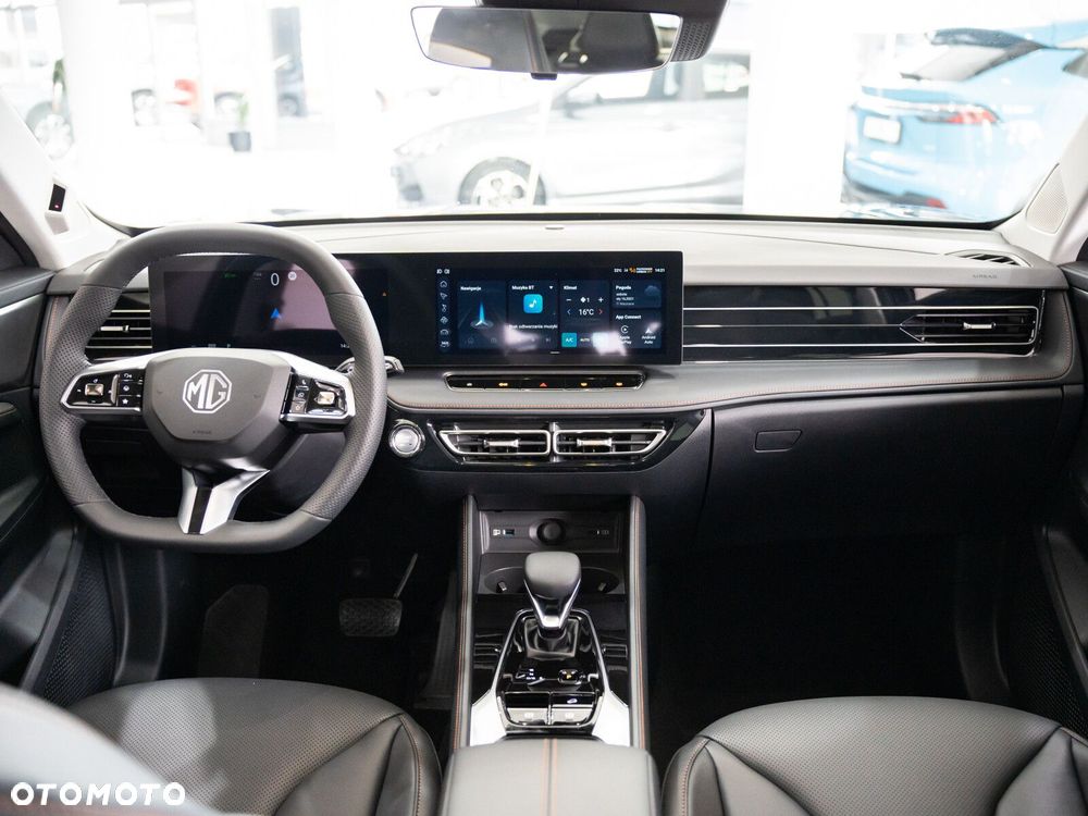 MG HS Hybrid+ - 6