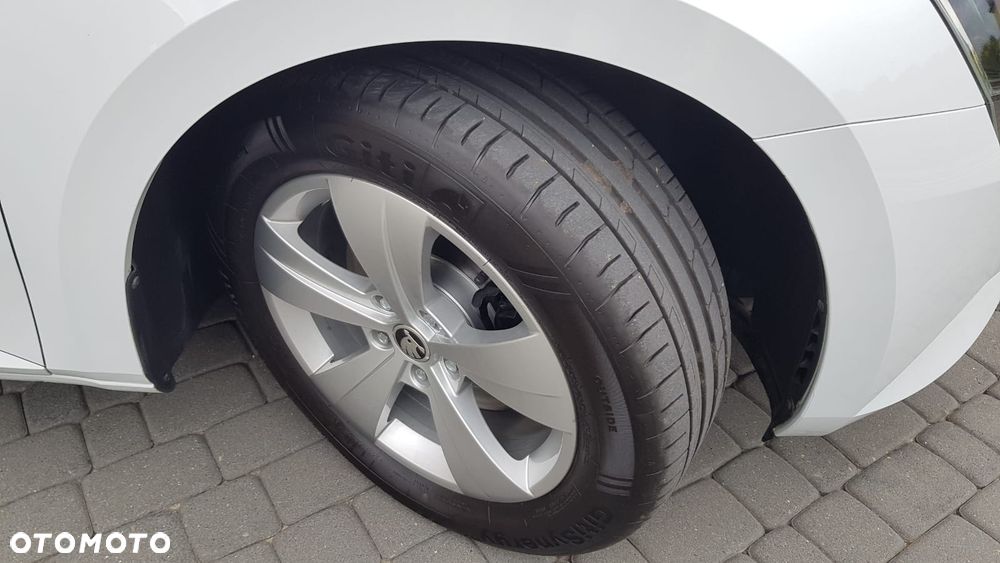 Skoda Superb 2.0 TDI 4x4 DSG Ambition - 22