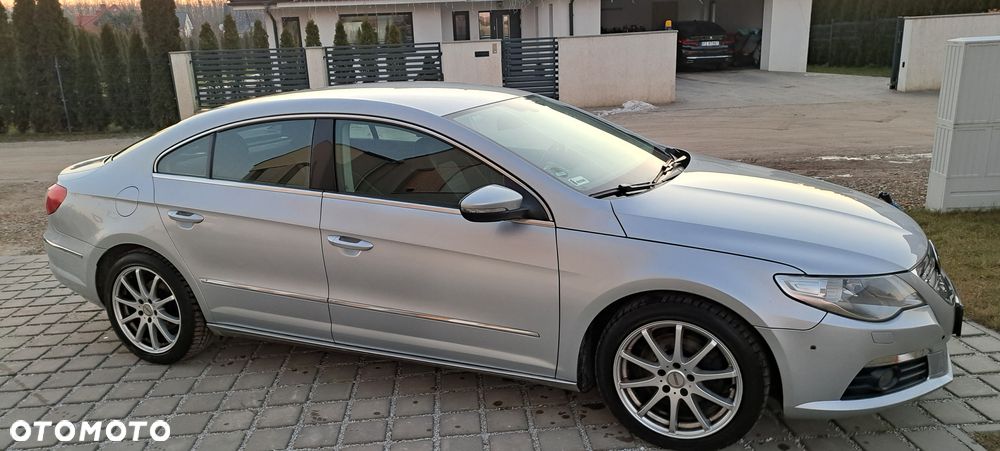 Volkswagen Passat CC - 8