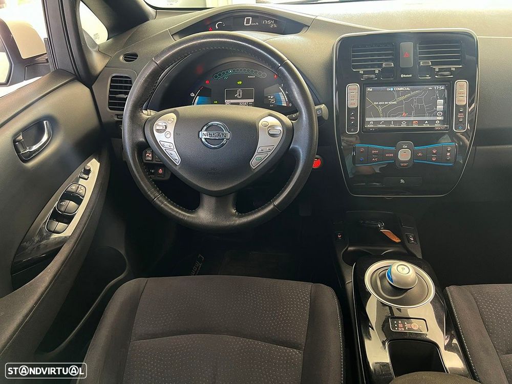 Nissan Leaf 24 kWh (c/ Bateria) Acenta - 10