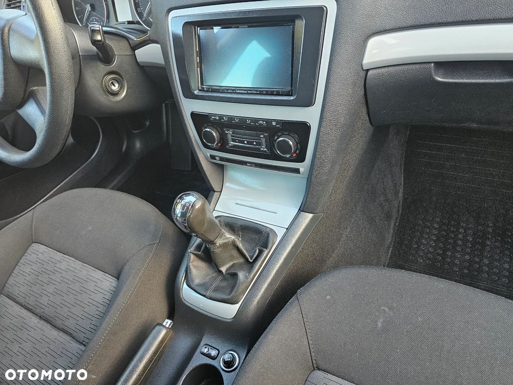Skoda Octavia 1.6 TDI Active - 8