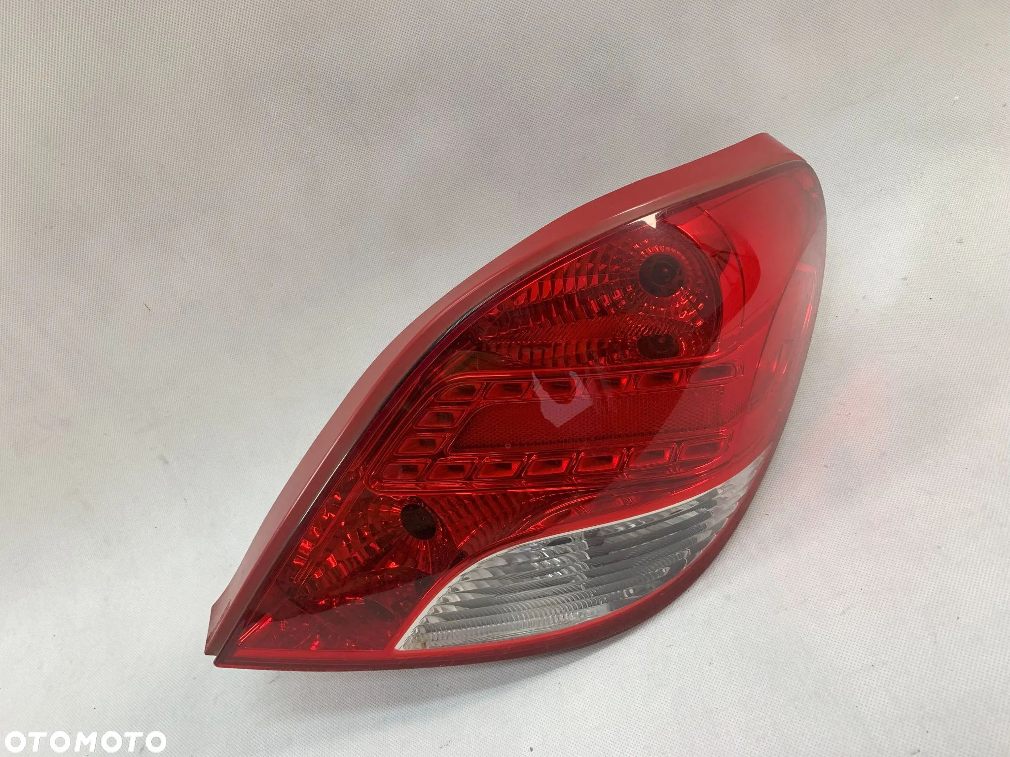Peugeot 207 CC FL 09-13r Lampa prawa tyl tylna Lift - 1