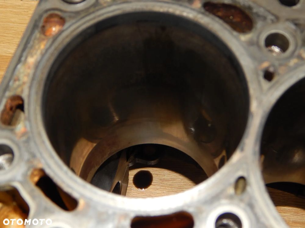 Wał korbowy wałek wałki koło głowica blok silnika 2.5 dci Nissan Cabstar Navara Renault Maxity 07-20 Euro 5 Łuków części - 28