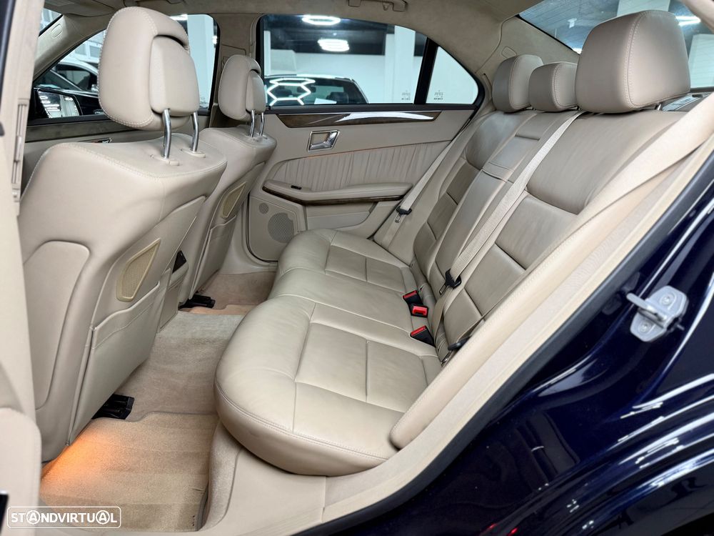 Mercedes-Benz E 250 CDI Elegance BlueEfficiency - 22
