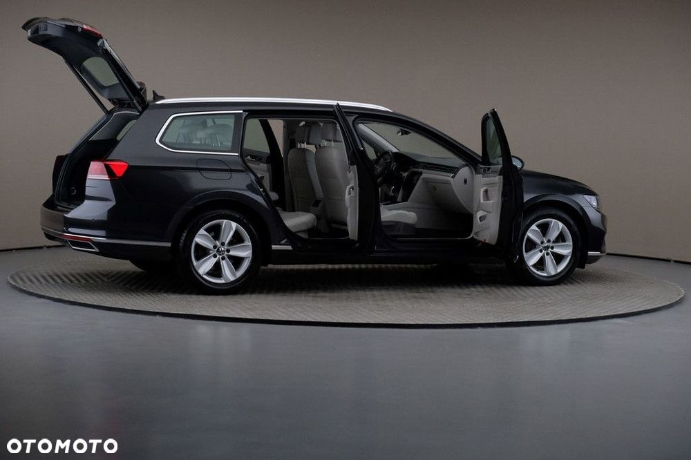 Volkswagen Passat Variant - 6