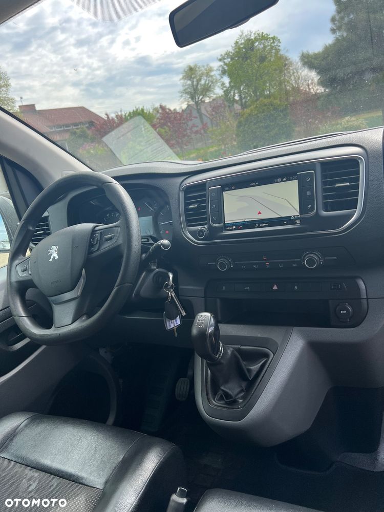 Peugeot Expert - 8