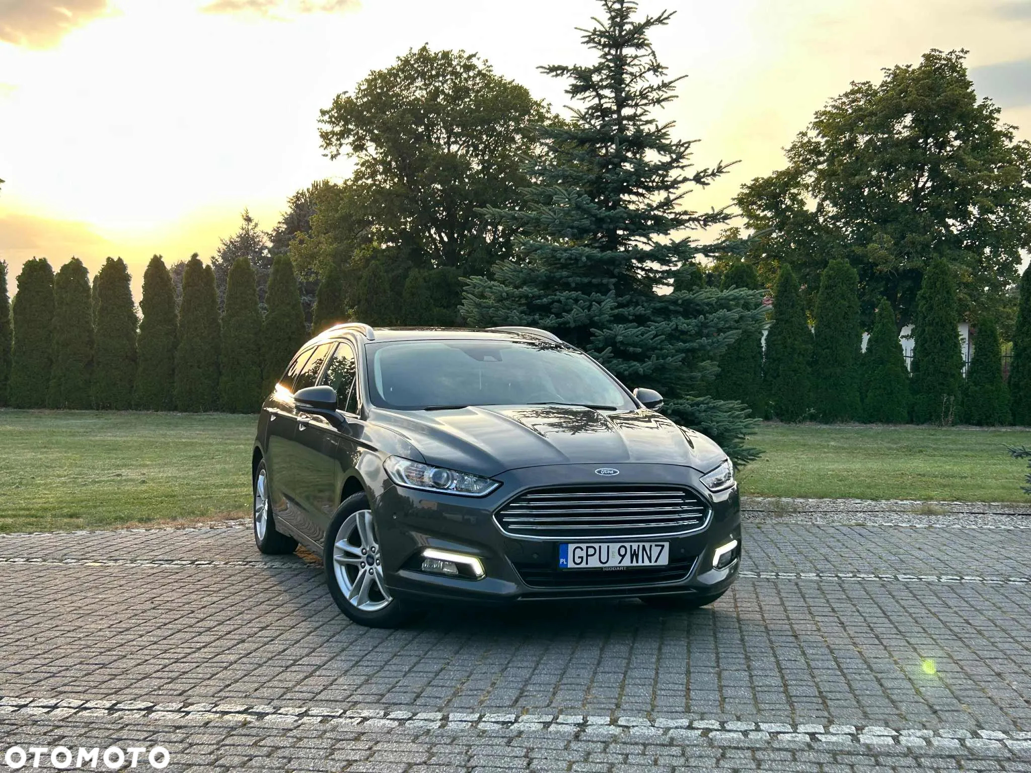 Ford Mondeo - 4