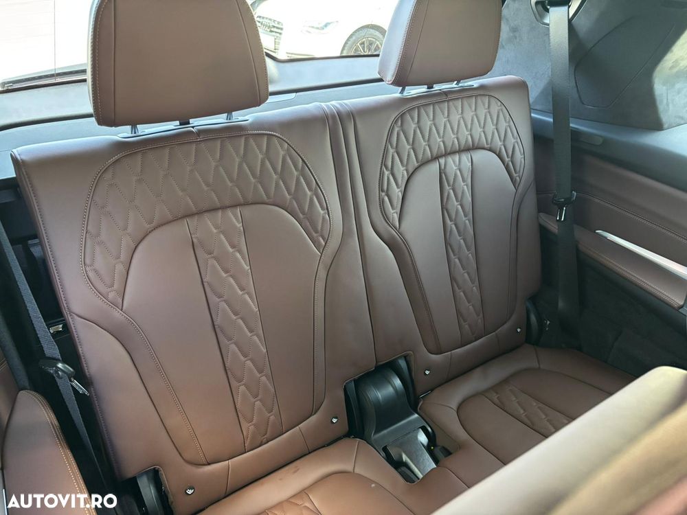 BMW X7 xDrive40d - 25