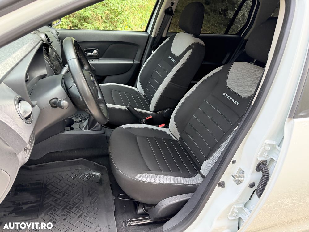 Dacia Logan MCV dCi 90 S&S Stepway Celebration - 11