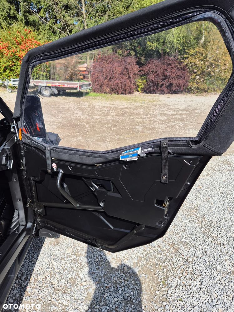 Can-Am Maverick - 17