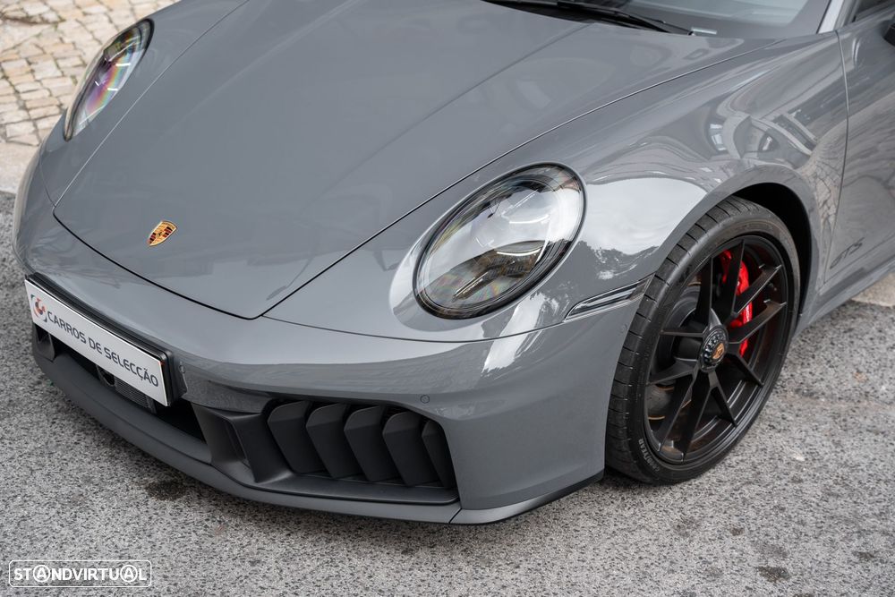 Porsche 911 (992) Carrera 4 GTS - 5