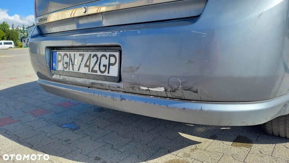 Opel Vectra 1.8 - 8