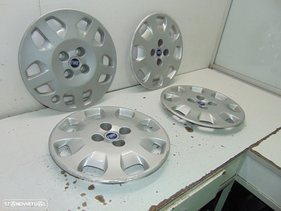 Fiat punto 2001 tampões - 2