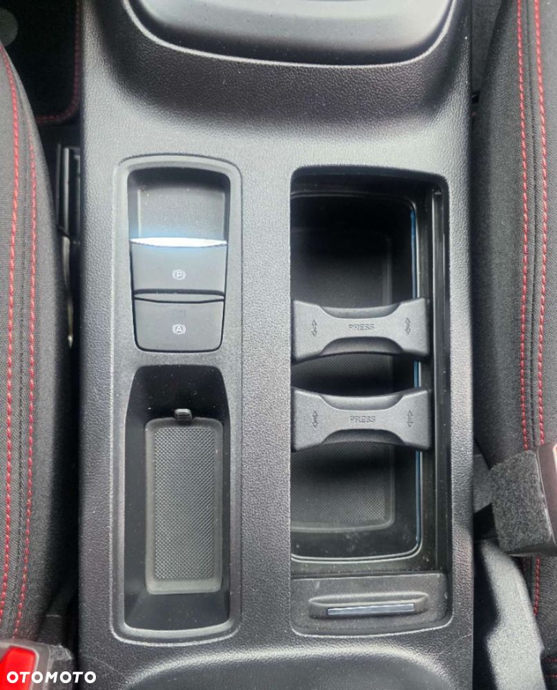 Ford Focus - 28