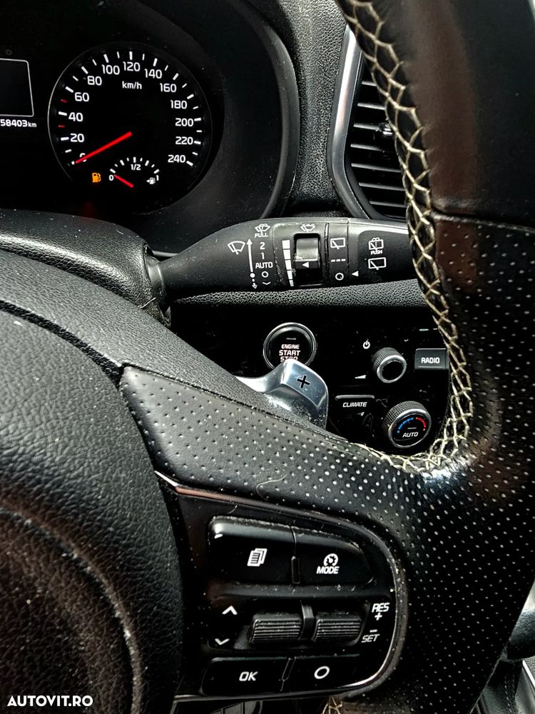 Kia Sportage 1.6 T-GDI 7DCT 4x4 GT Line - 28