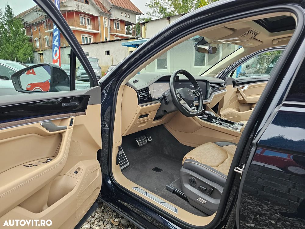 Volkswagen Touareg V6 TDI 4MOTION R-Line - 18