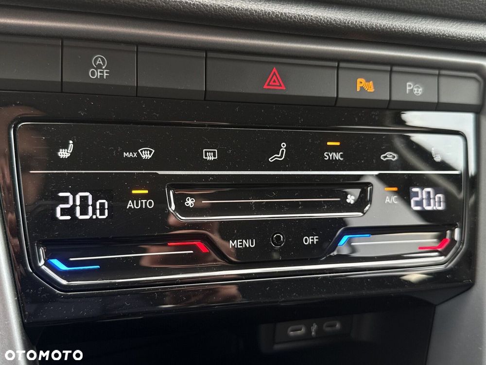 Volkswagen T-Roc 1.5 TSI Life Plus DSG - 23