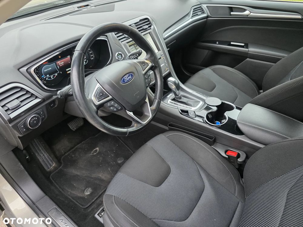 Ford Mondeo 2.0 EcoBoost Titanium - 9