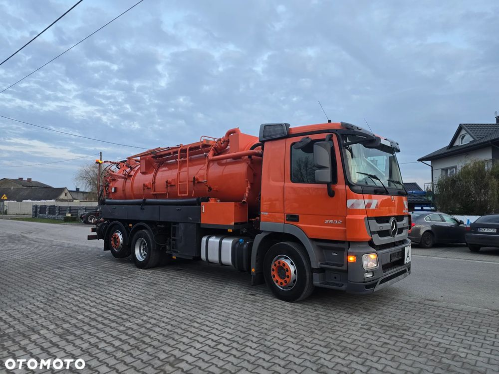 Mercedes-Benz Asenizacyjny/Szambiarka/wuko/Podnoszona skrętna oś - 33