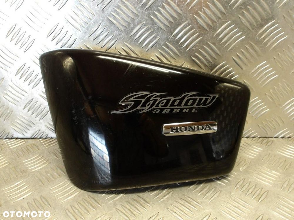 Boczek osłona boczna lewa HONDA VT 1100 C2 SHADOW SABRE 00-07r   PN. 83610-MCK-A60 - 1