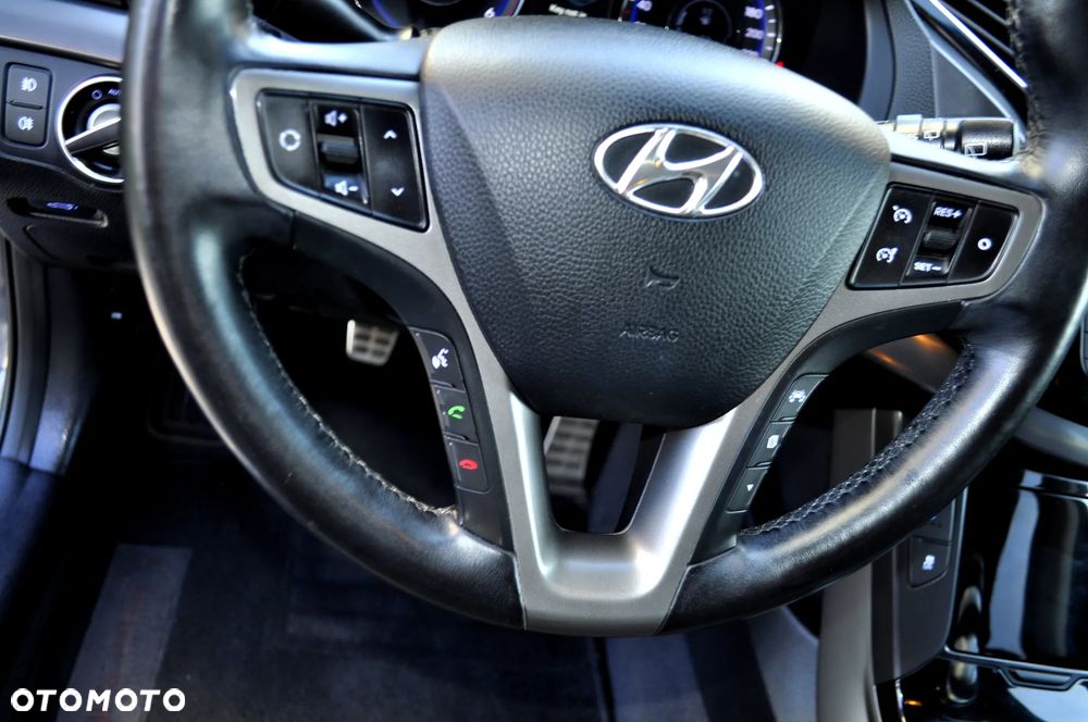Hyundai i40 Kombi 1.7 CRDi Premium - 25