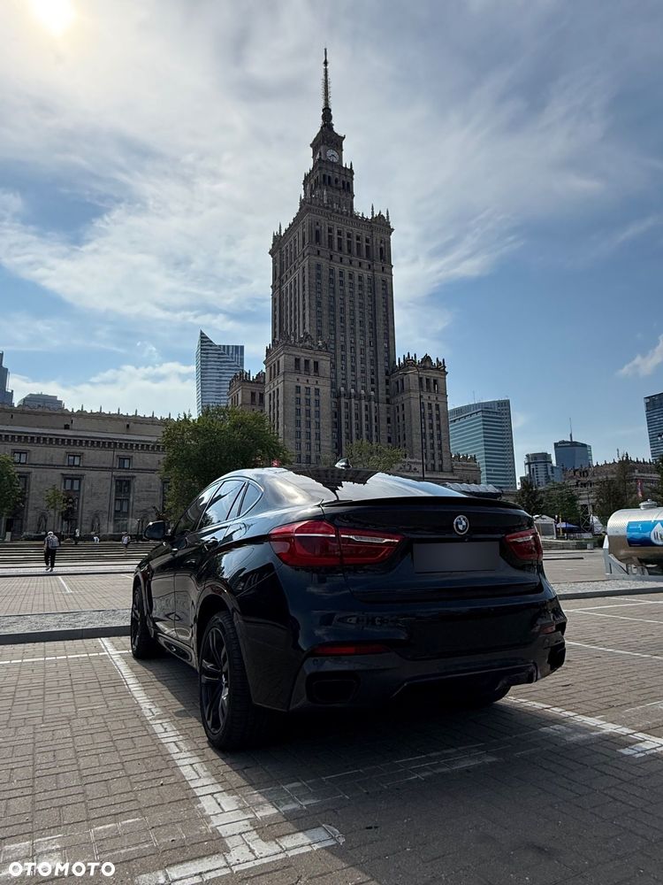 BMW X6M - 11
