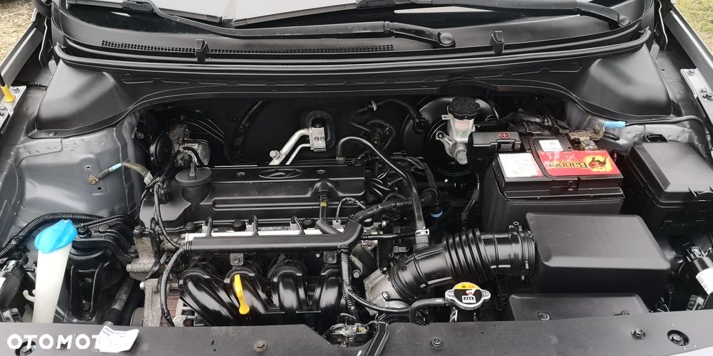 Hyundai i20 blue 1.2 Advantage+ - 32