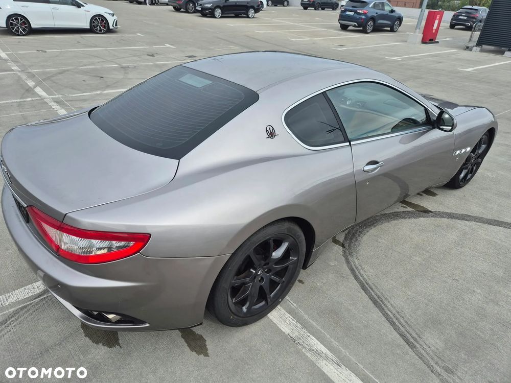 Maserati GranTurismo - 10