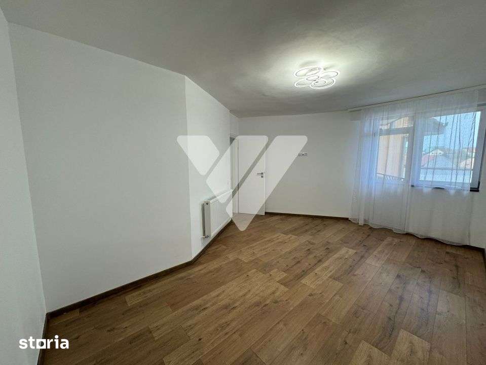 Apartament 2 camere 55 mp decomandat renovat, parcare Turnisor Sibiu — fotografia 2