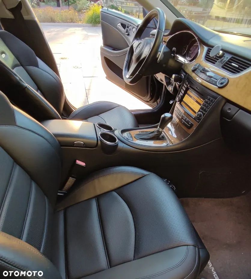 Mercedes-Benz CLS 63 AMG 7G-TRONIC - 8