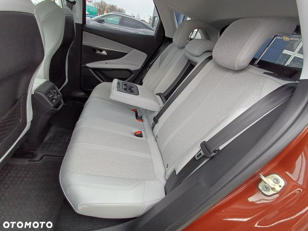 Peugeot 3008 1.6 THP Allure S&S EAT6 - 28