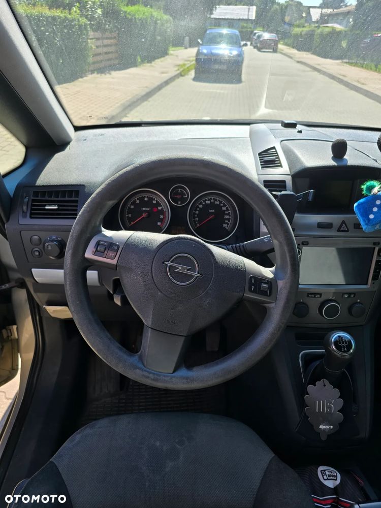 Opel Zafira 1.6 Enjoy - 8