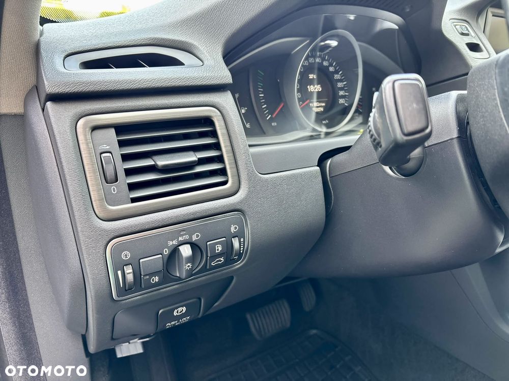 Volvo V70 D4 Drive-E Dynamic Momentum - 11