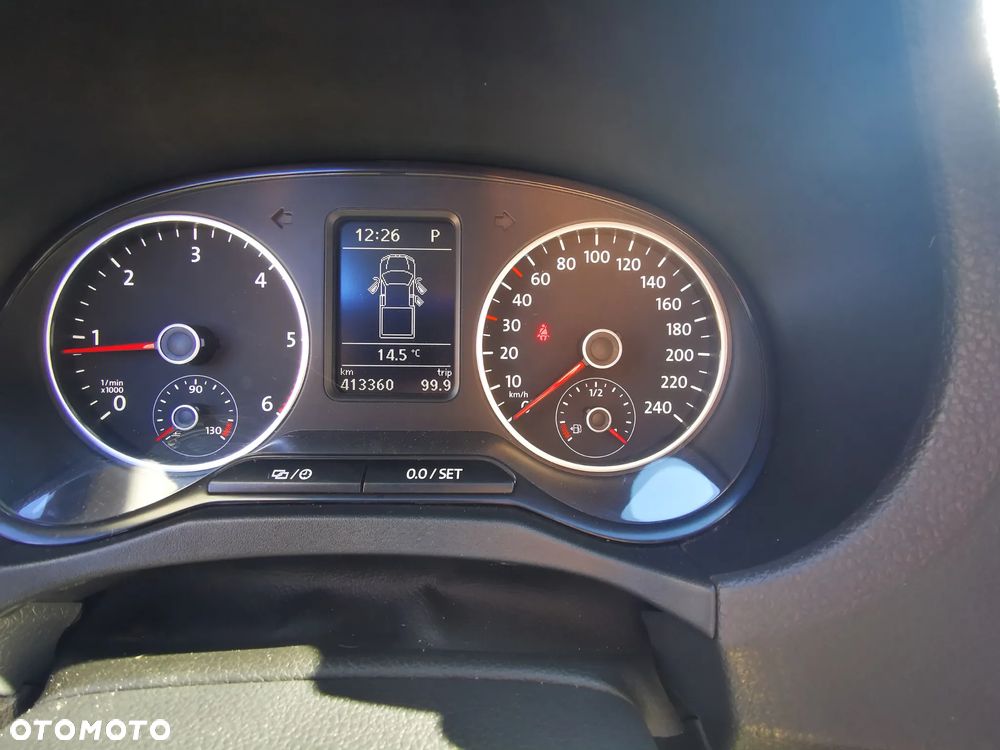 Volkswagen Amarok - 13